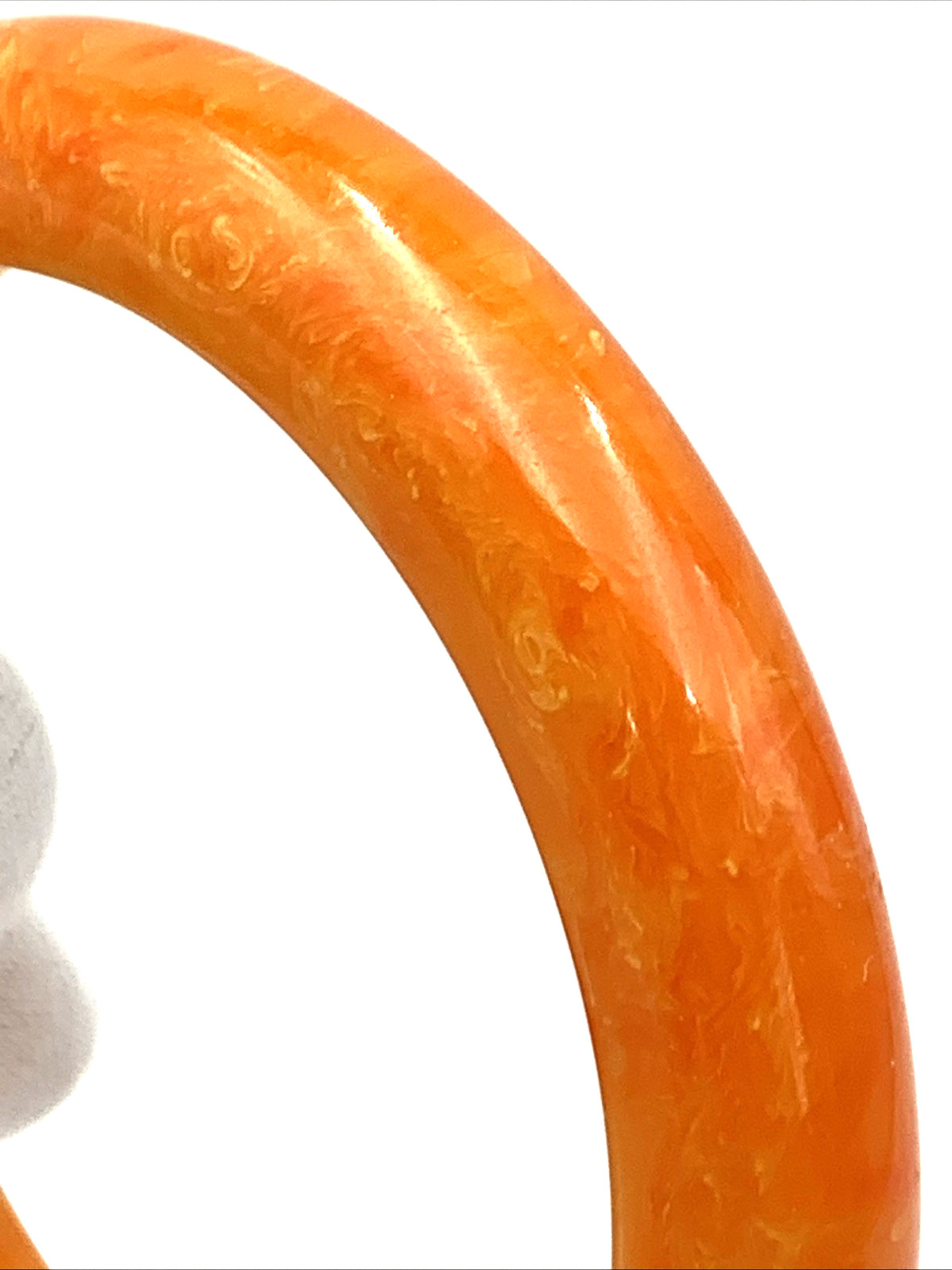 Vintage 12 mm Wide BAKELITE Bangle Bracelet Orange Marbled 29.3g 8″ IC