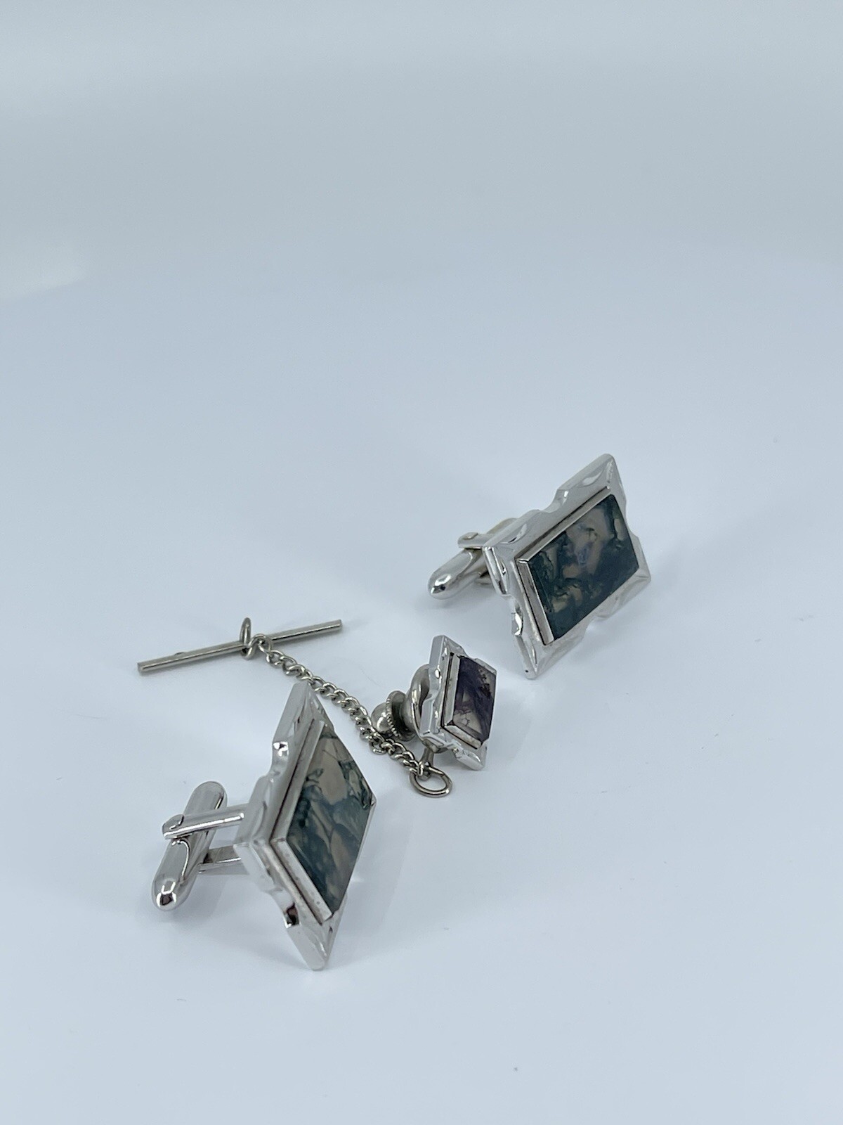 Swank Cufflink and Tie Tack set Jadeite rectangle silver tone 3/4″