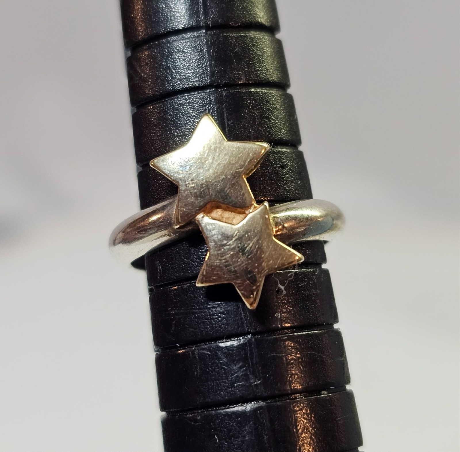Sterling Silver & 14k Gold Woman Lady Fashion Ring W/ 2 Stars Sz 5″-3.31g-Tested