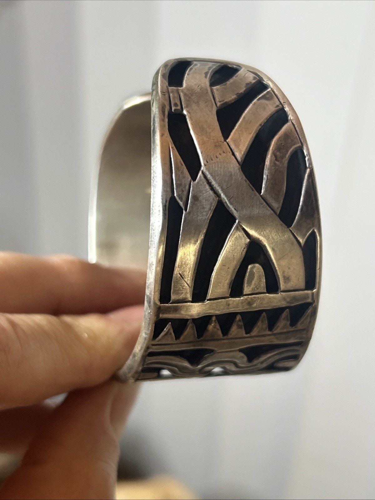 35. Vintage Early Taxco Sterling 925 Aztec Shadow Box Cuff Bracelet 7″,36.5g.Mex