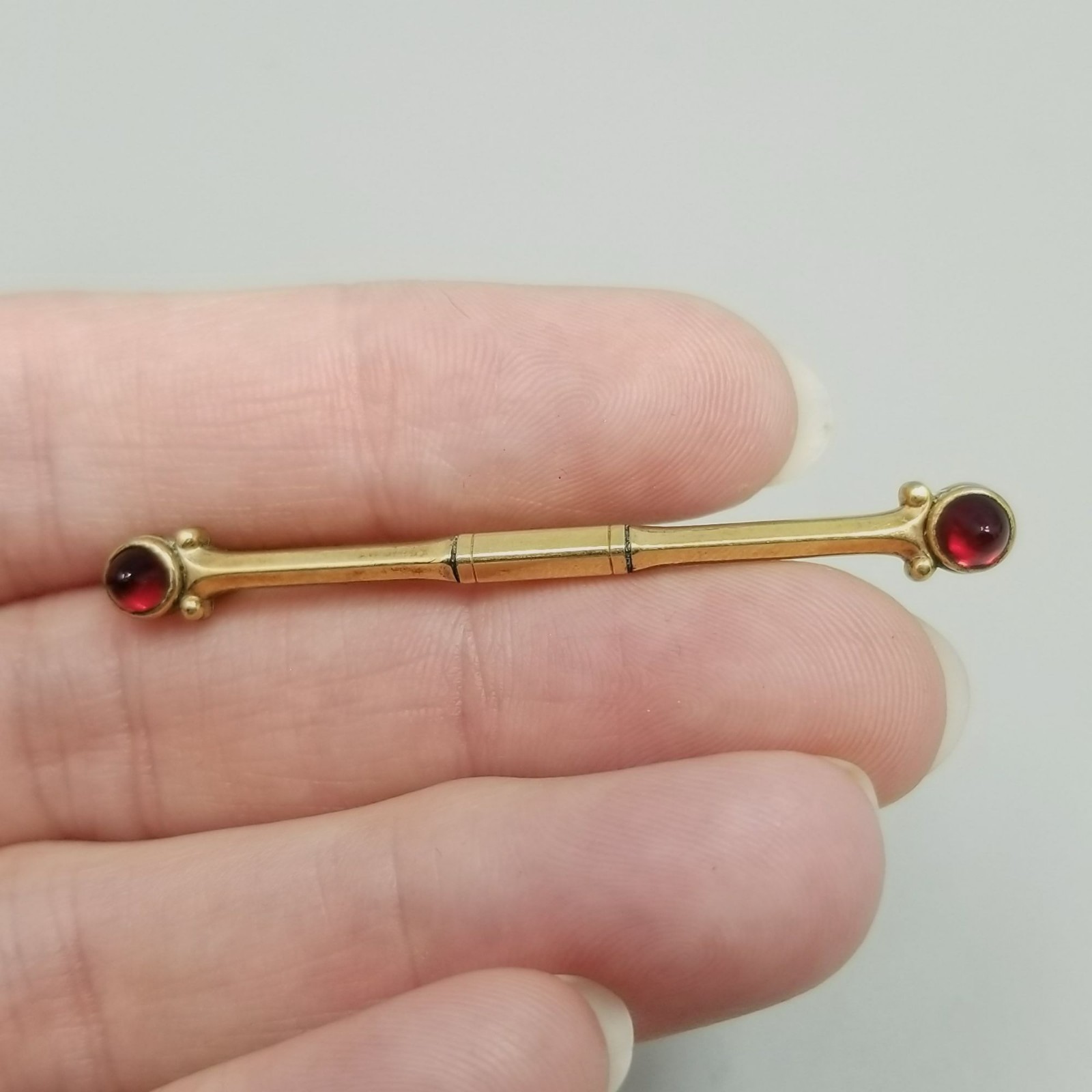 Vintage Hadley Spiral End Vintage Collar Clip Stay Gold Tone Red Glass Cabochon