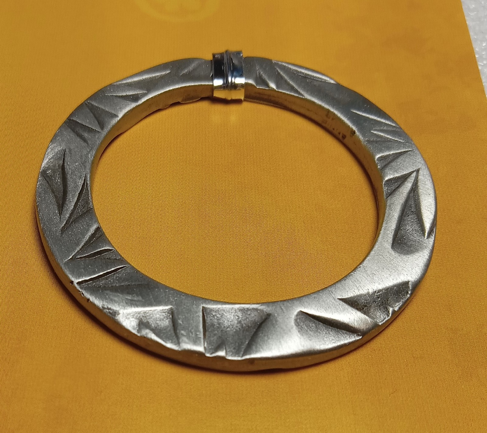 Annie Adams Pewter Bag Ring Shawl Ring Textured Round Lead‐free RARE NOS