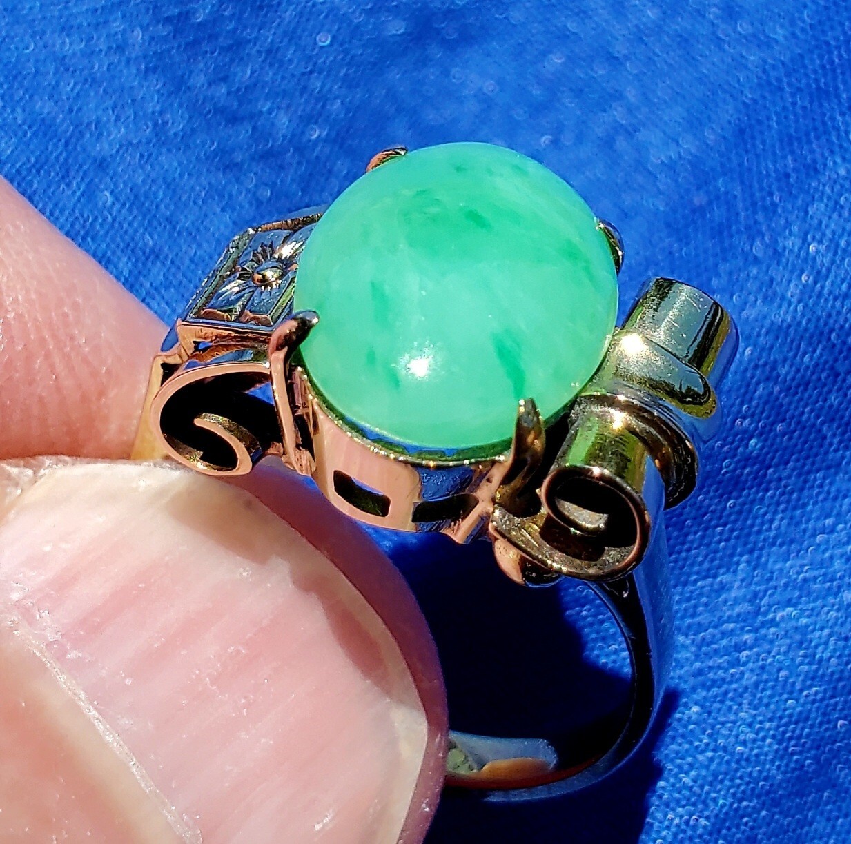 Original EARTH MINED Green Jadeite Jade Antique Engagement Ring SOLID 14K GOLD 8