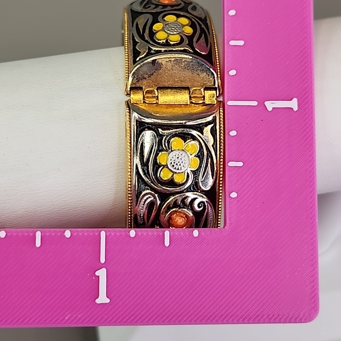 Vintage Expandable Bangle Bracelet Stretch Flower Enamel Blackened Gold Tone 7.2
