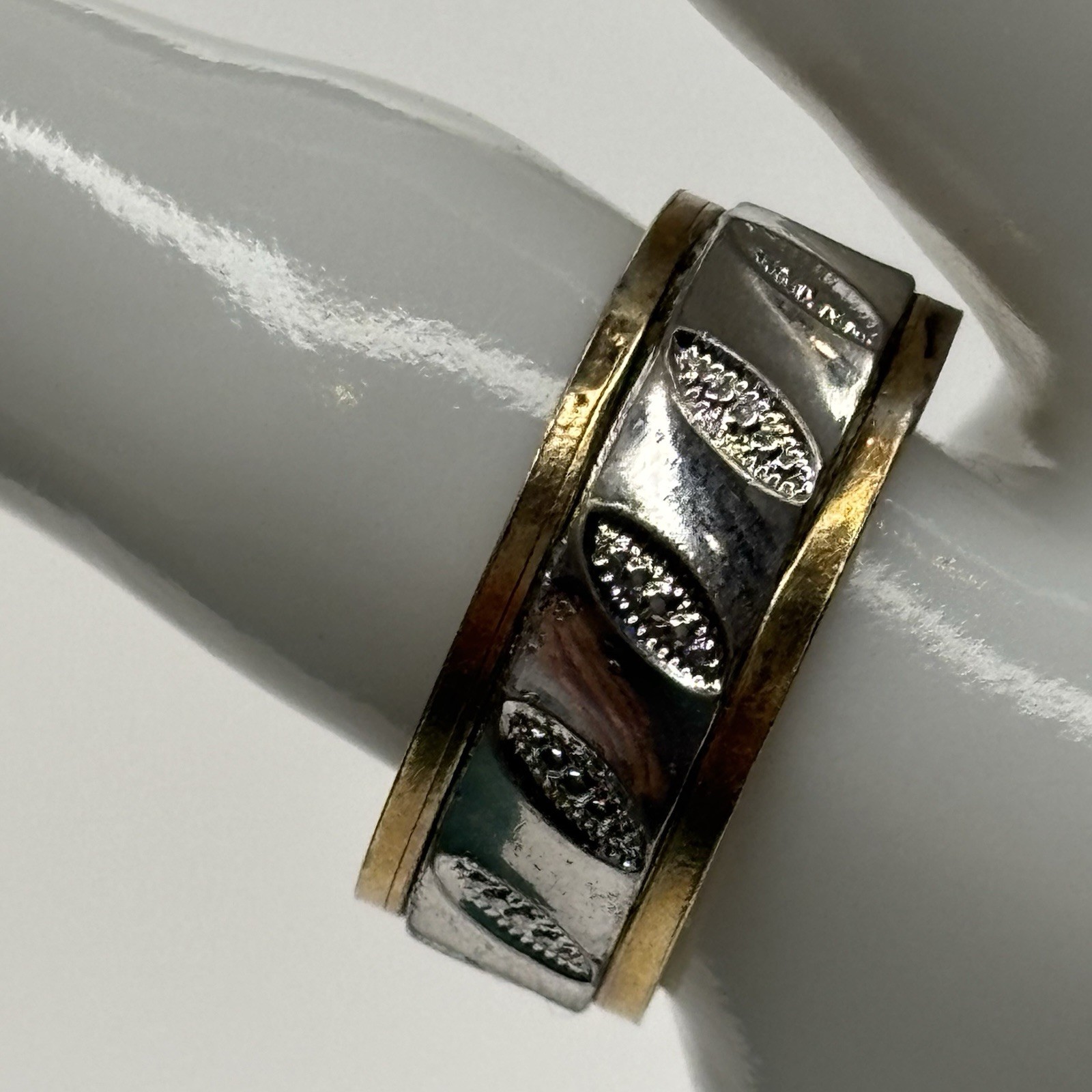 Vintage Clark Coombs 10K GF Sterling Silver Textured Two Tone Band Ring 7