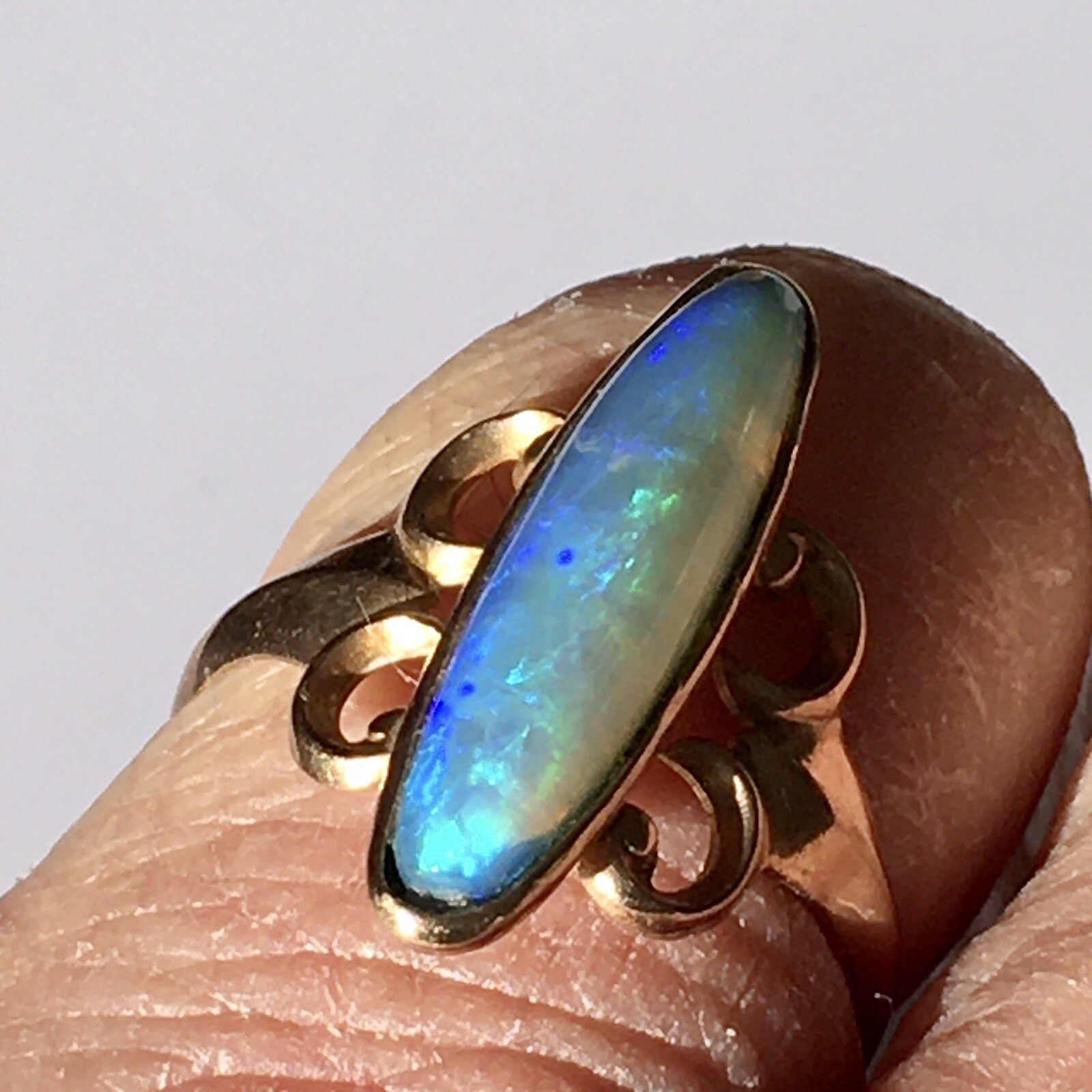 Antique American 10K Gold Victorian 1880s Natural Opal Ring Size 8