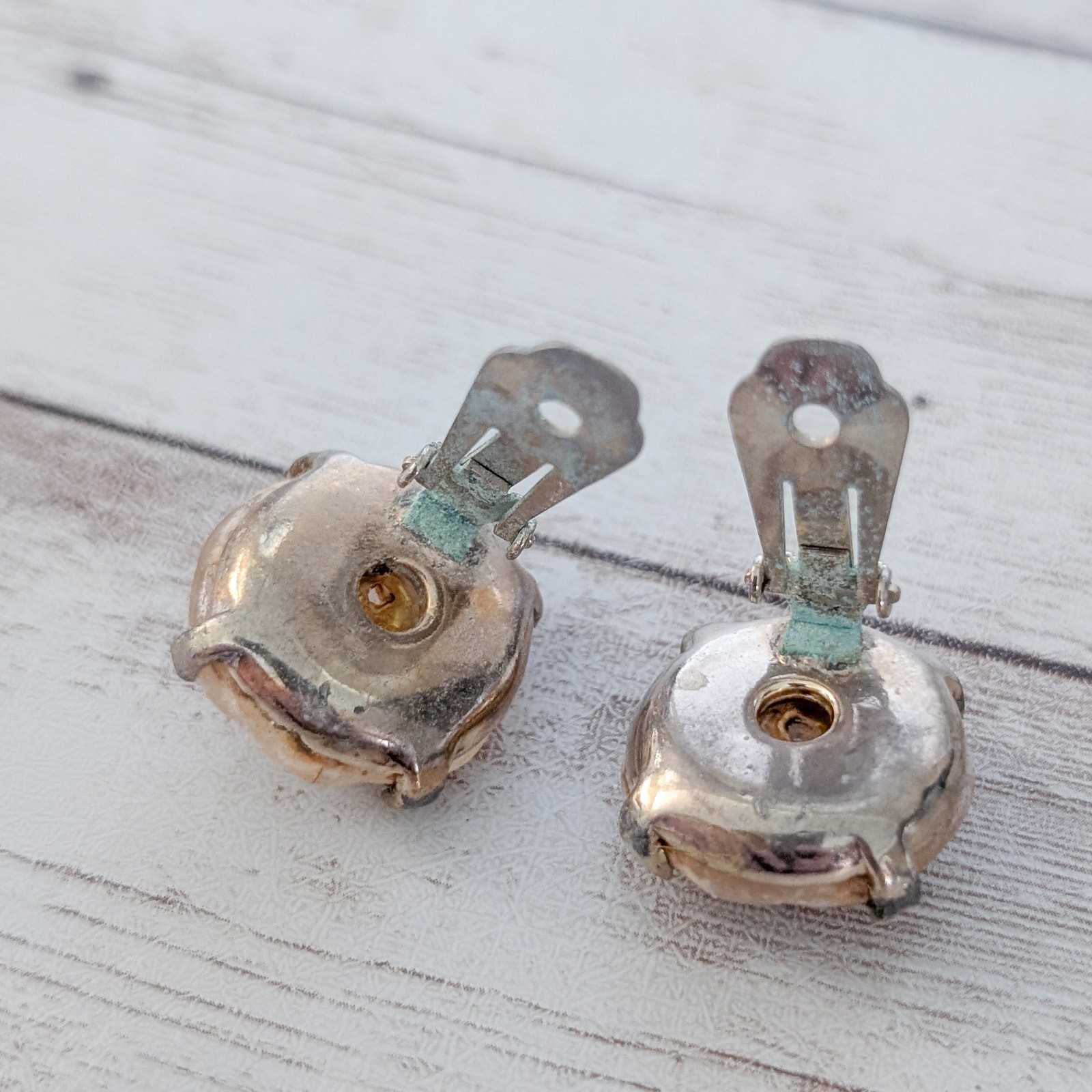 Vintage Zentall Clip On Earrings – Fair Condition