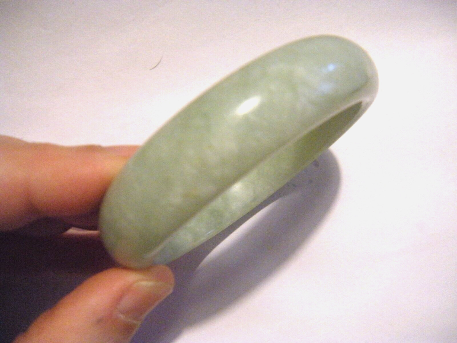 Vintage Asian Pale Creamy Green Nephrite Jade 5/8″ Wide Bangle Bracelet 7 1/4″
