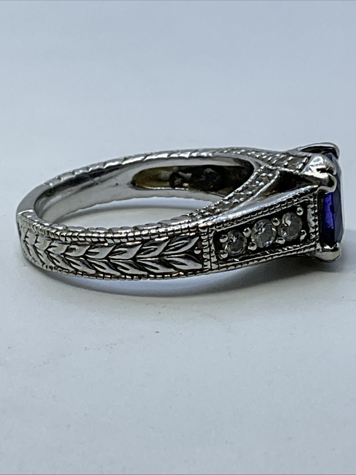Ladies Ring Solid 14K White Gold Cushion Blue Stone & Diamonds VINTAGE HANDMADE
