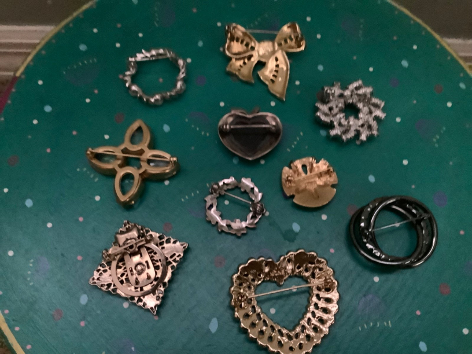 Lot 10 Assorted Pins Monet Avon