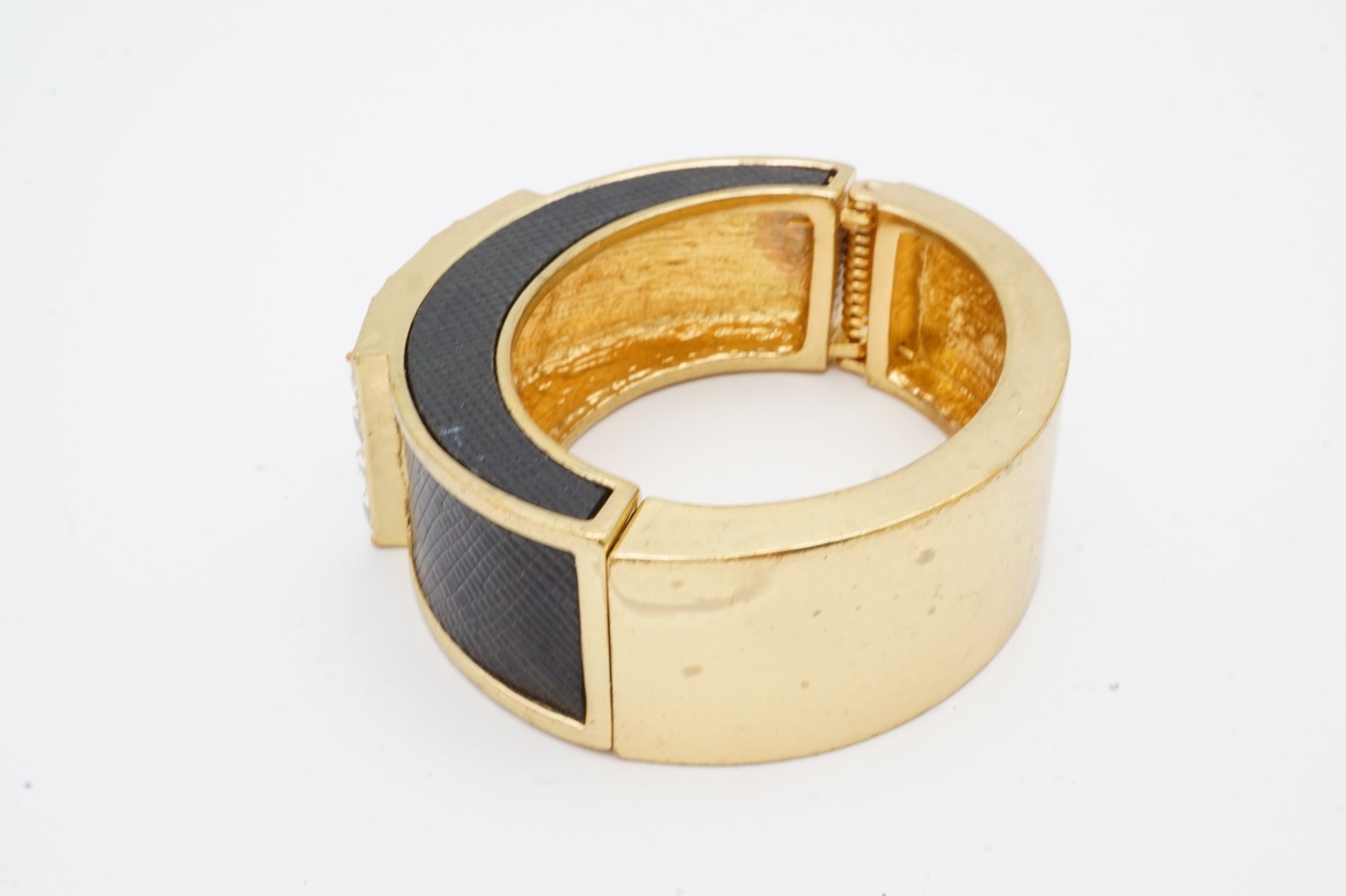 Vintage Bangle Bracelet Gold Tone Rhinestone Faux Leather 6.5″