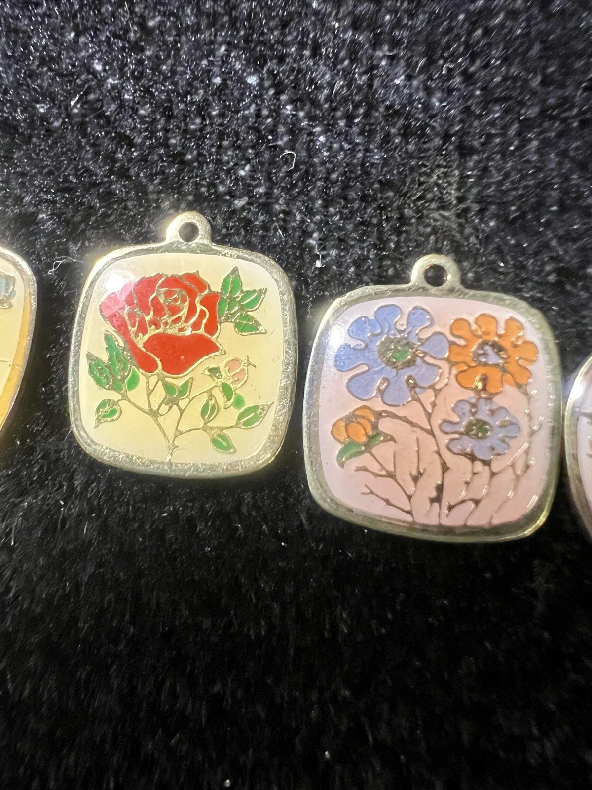 Lot 8 Pieces Vintage 70s-80s Cloisonne Enamel Flower Charm Metal Resin Coating