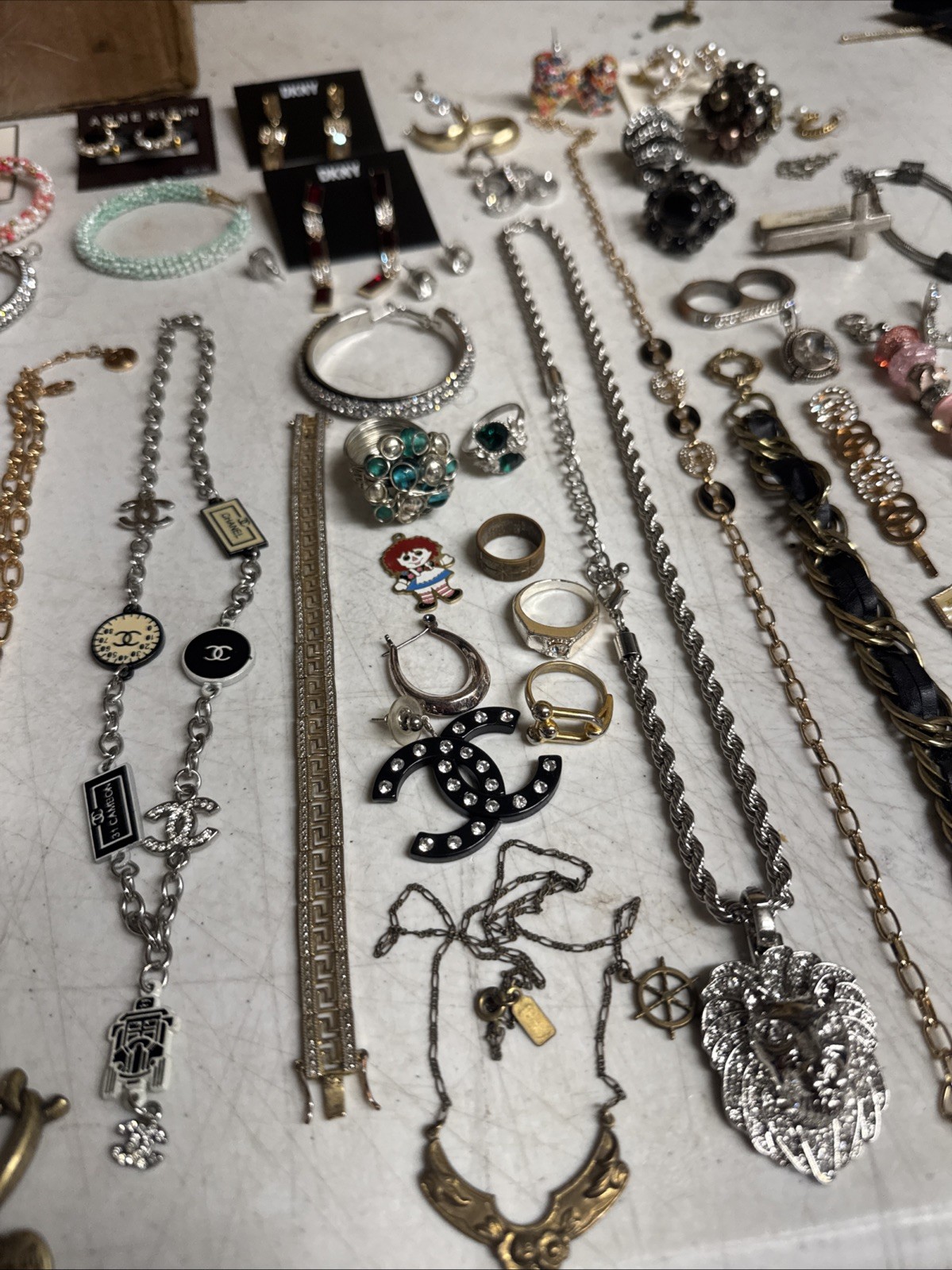Lot Of Mix Vintage JEWERLY #8
