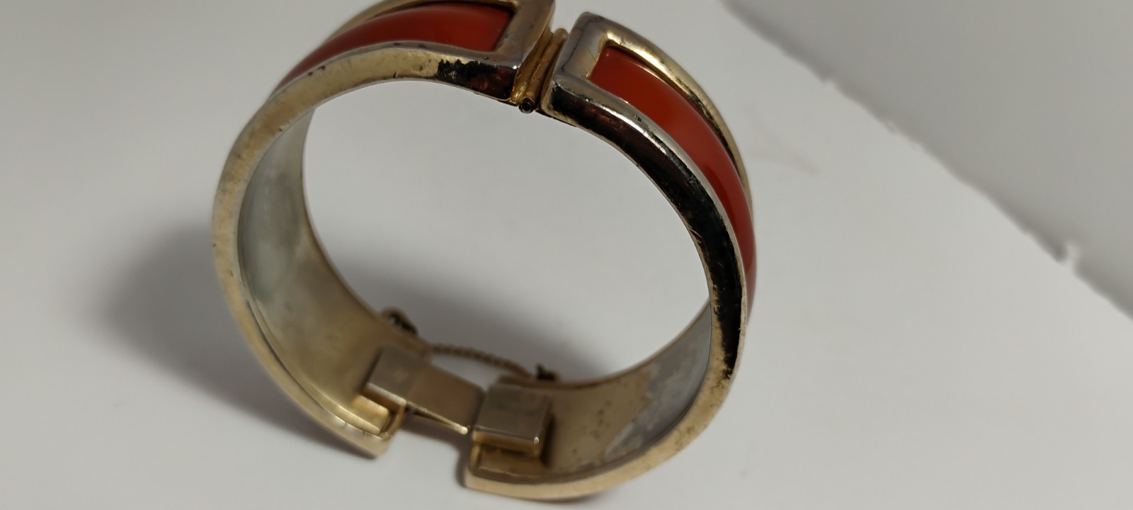 bergere goldtone hinge cuff bracelet inlaid w/soft redish brown material-nd6