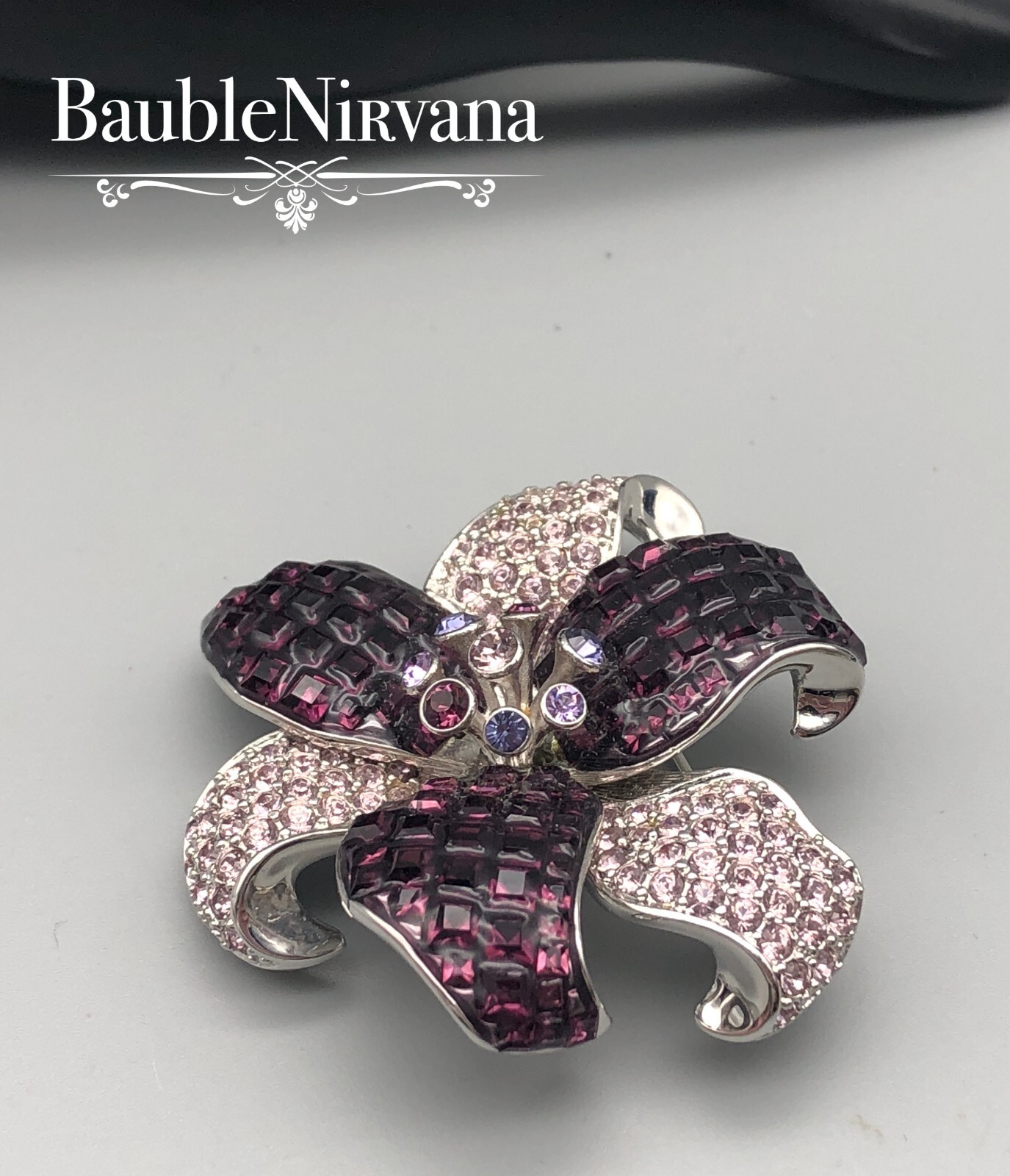 Vintage Swarovski Purple Austrian Crystal Orchid Flower Pin Brooch in Box