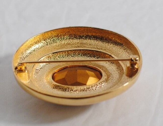 Vintage Oval Blue Glass Color Glass Gold Tone Brooch Pin 1 3/4 in. x 2 in.