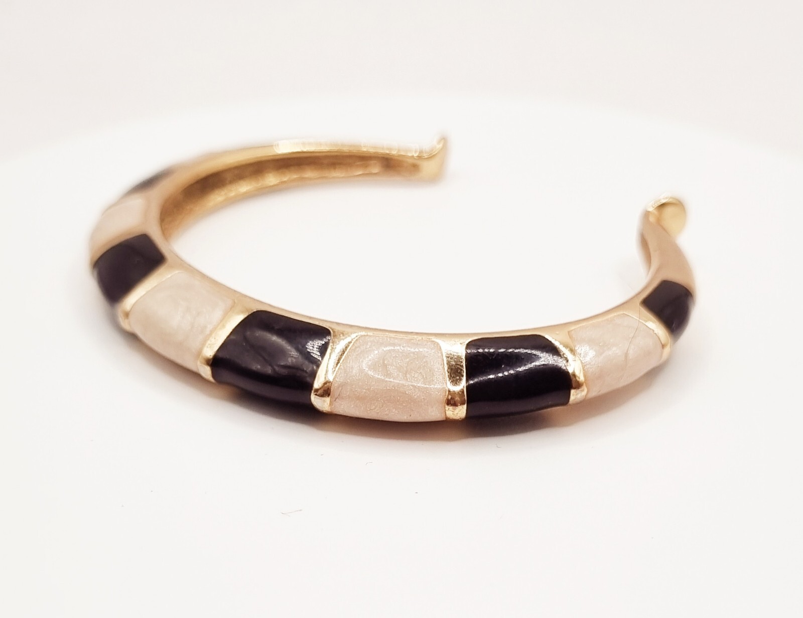 Orena Paris Bracelet fashion costume vintage 1980’s Gold Toned Signed Black Ecru