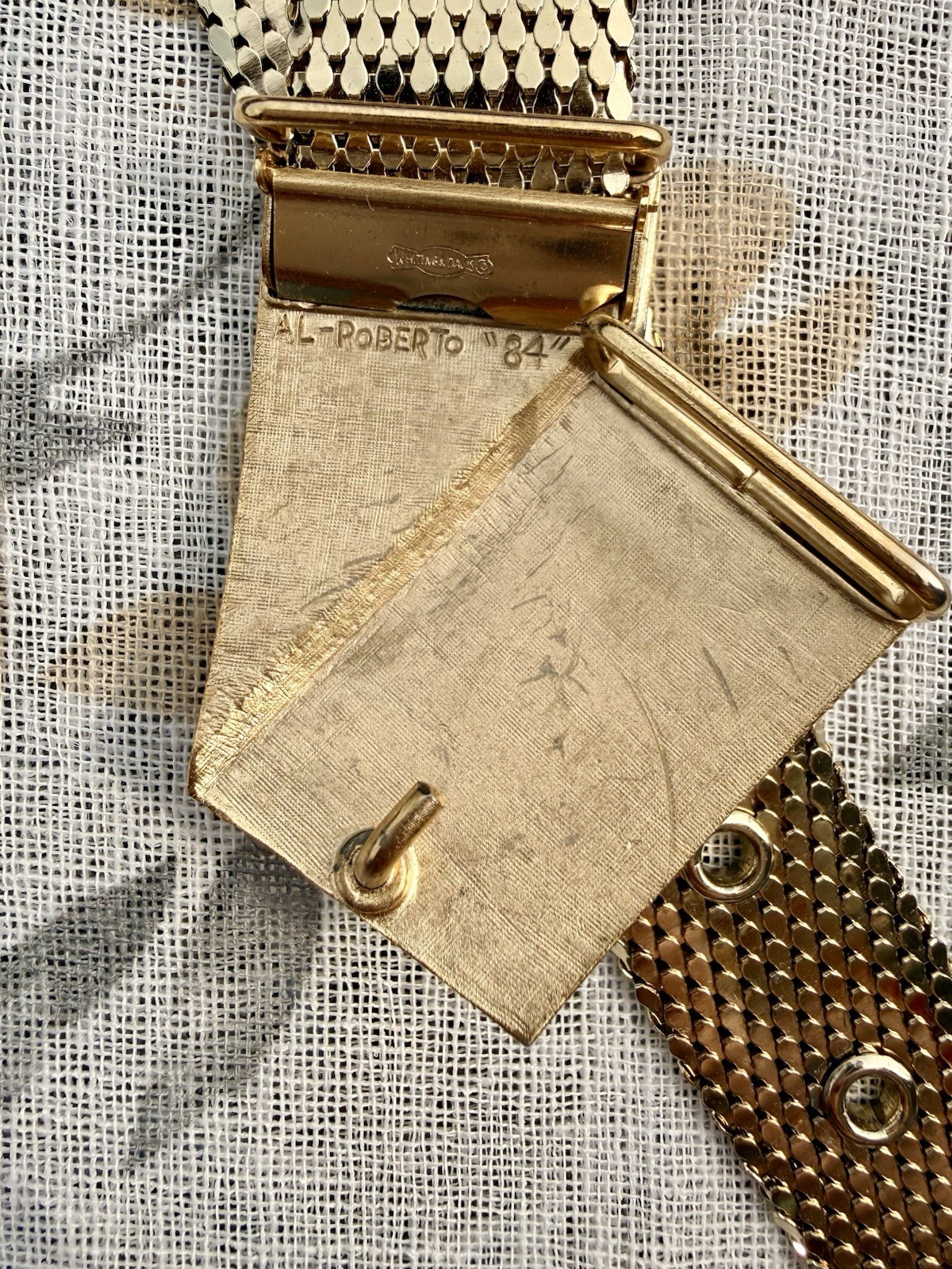 Vintage Whiting & Davis By Al Roberto’84 Gold Tone Liquid Metal Mesh Belt 33-37”