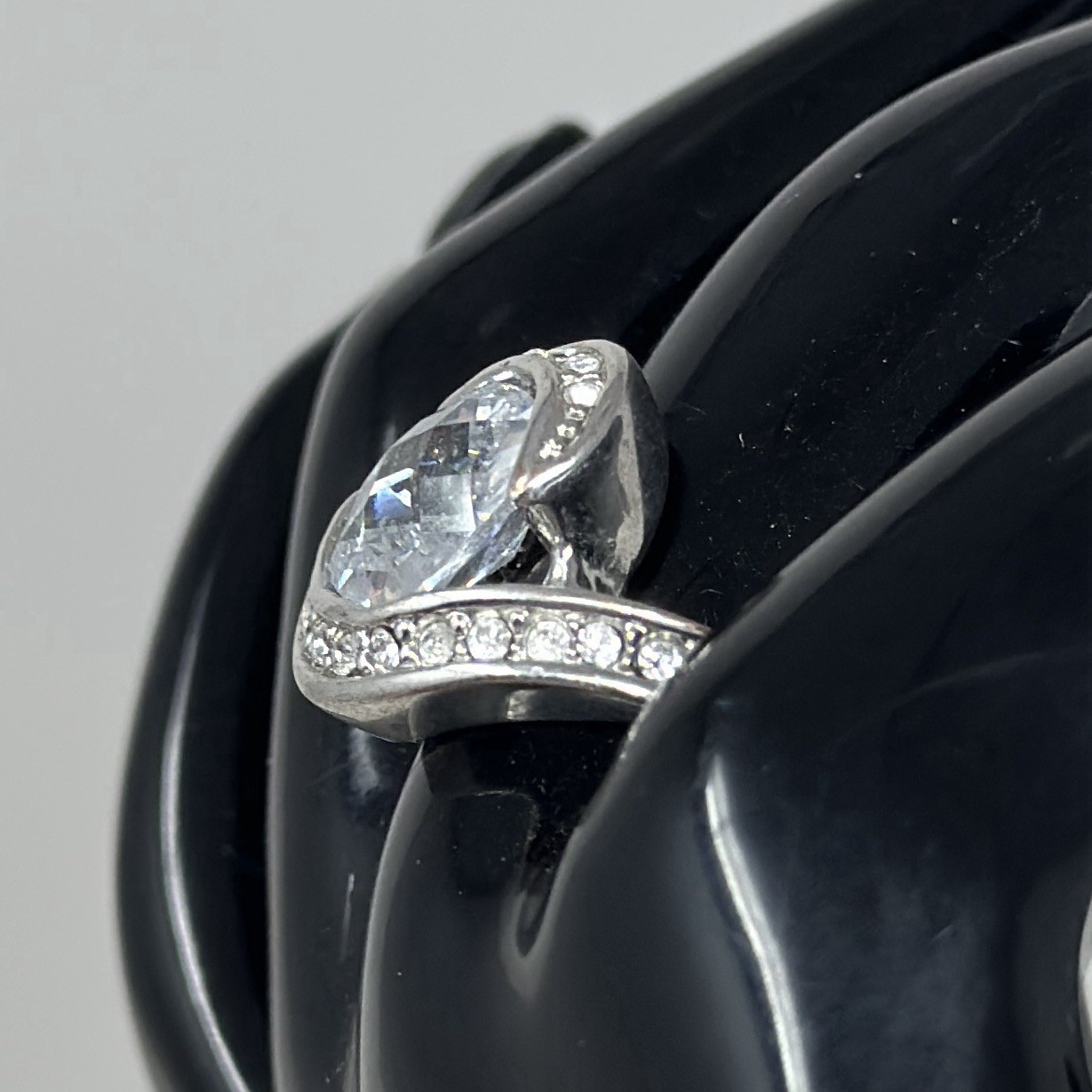 Vintage Silver Tone Cushion Cut Crystal Tension Setting Cocktail Ring Size 7
