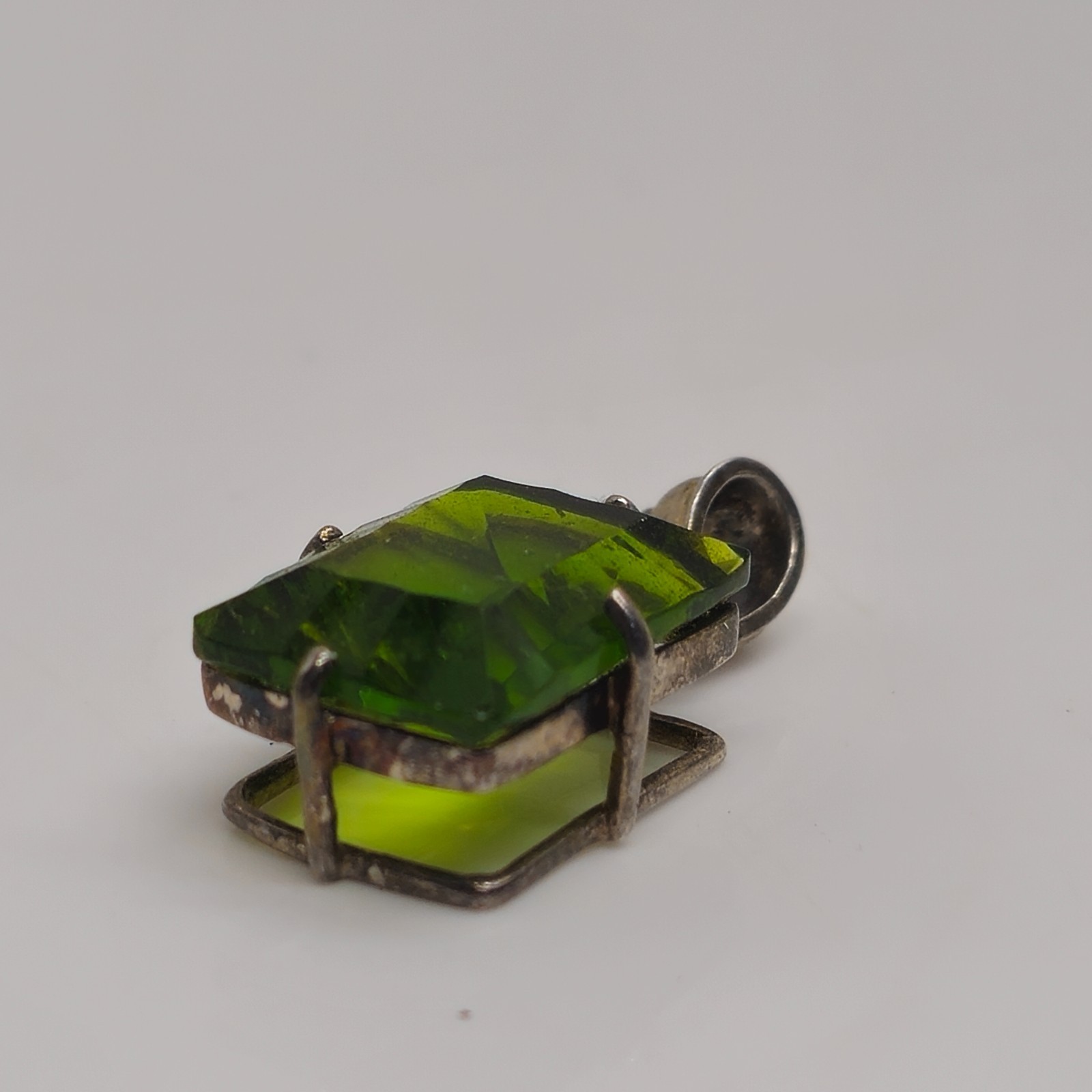 Green Faceted Rectangle Glass Stone Pendant Silver Tone Art Deco Style