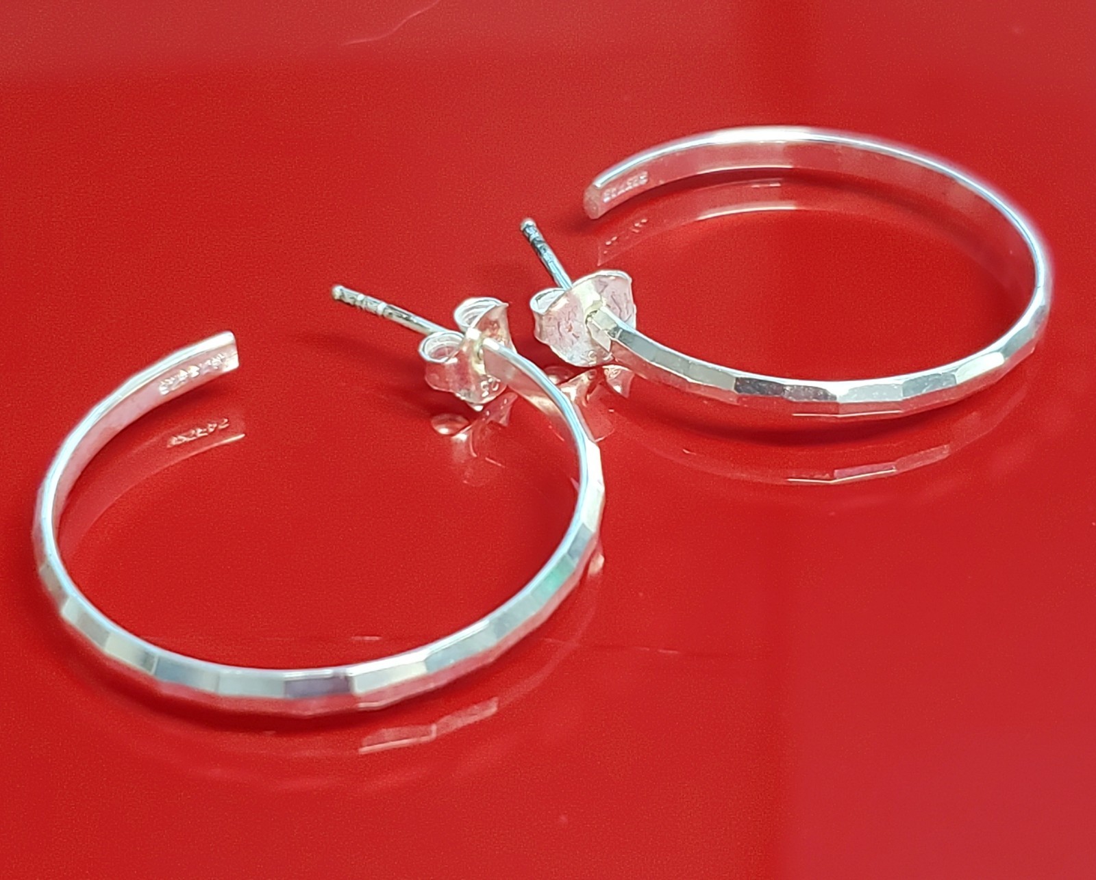 VTG FAS 925 Faceted Hoop Earrings 1.25in Sterling Silver 3g Classic Polished