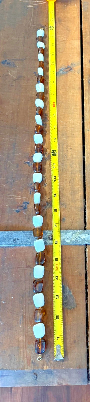 Vintage brown and white thermoset bakelite or lucite 24″ necklace Crown Trifari