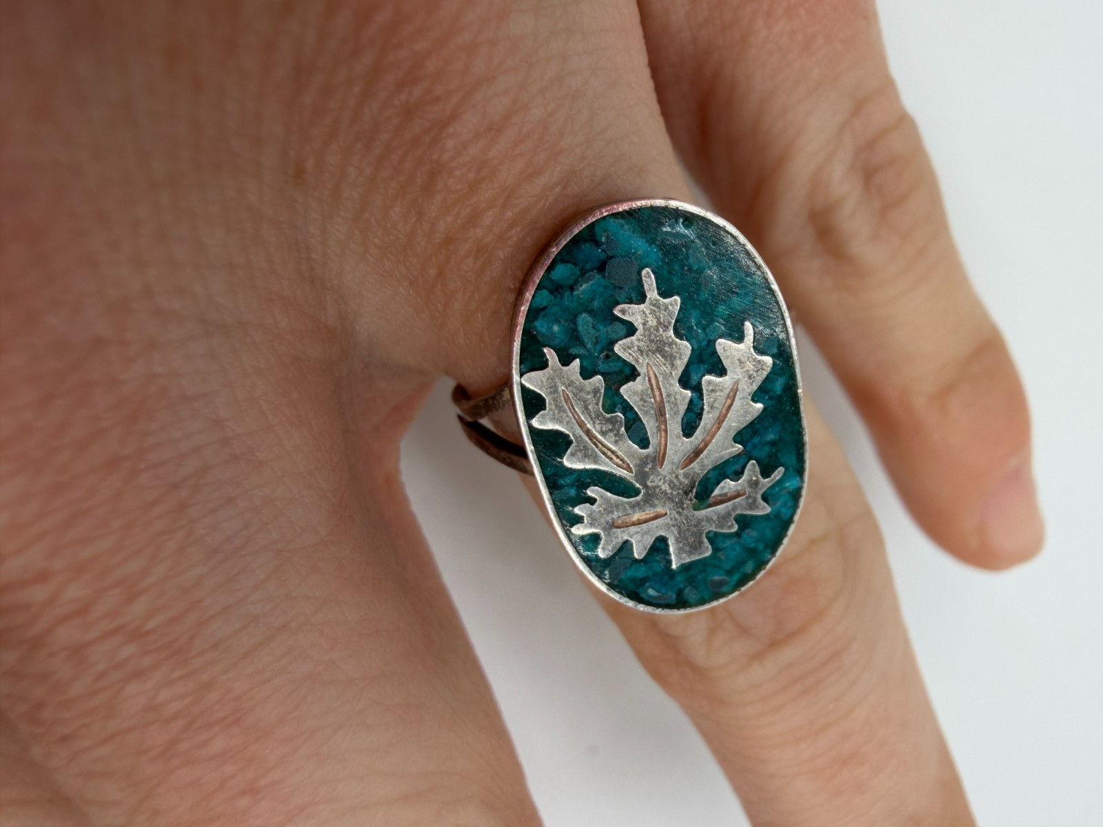 Sterling Silver Ring Vintage Mexico Taxco Turquoise Chip Plant Flat Top Size 6.5