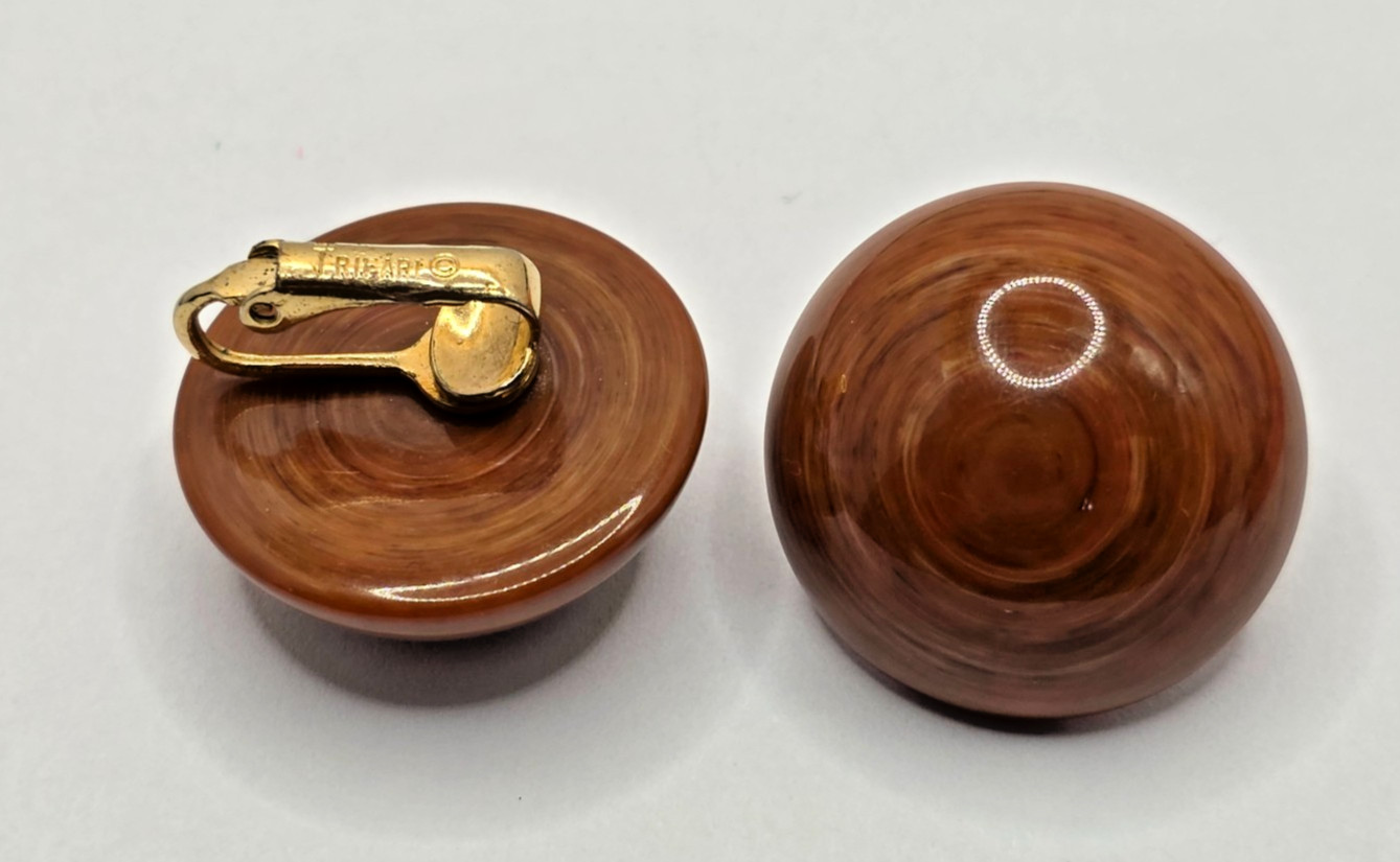 Vintage Crown Trifari Lucite Brown Wood Grain and Gold Tone Clip Earrings