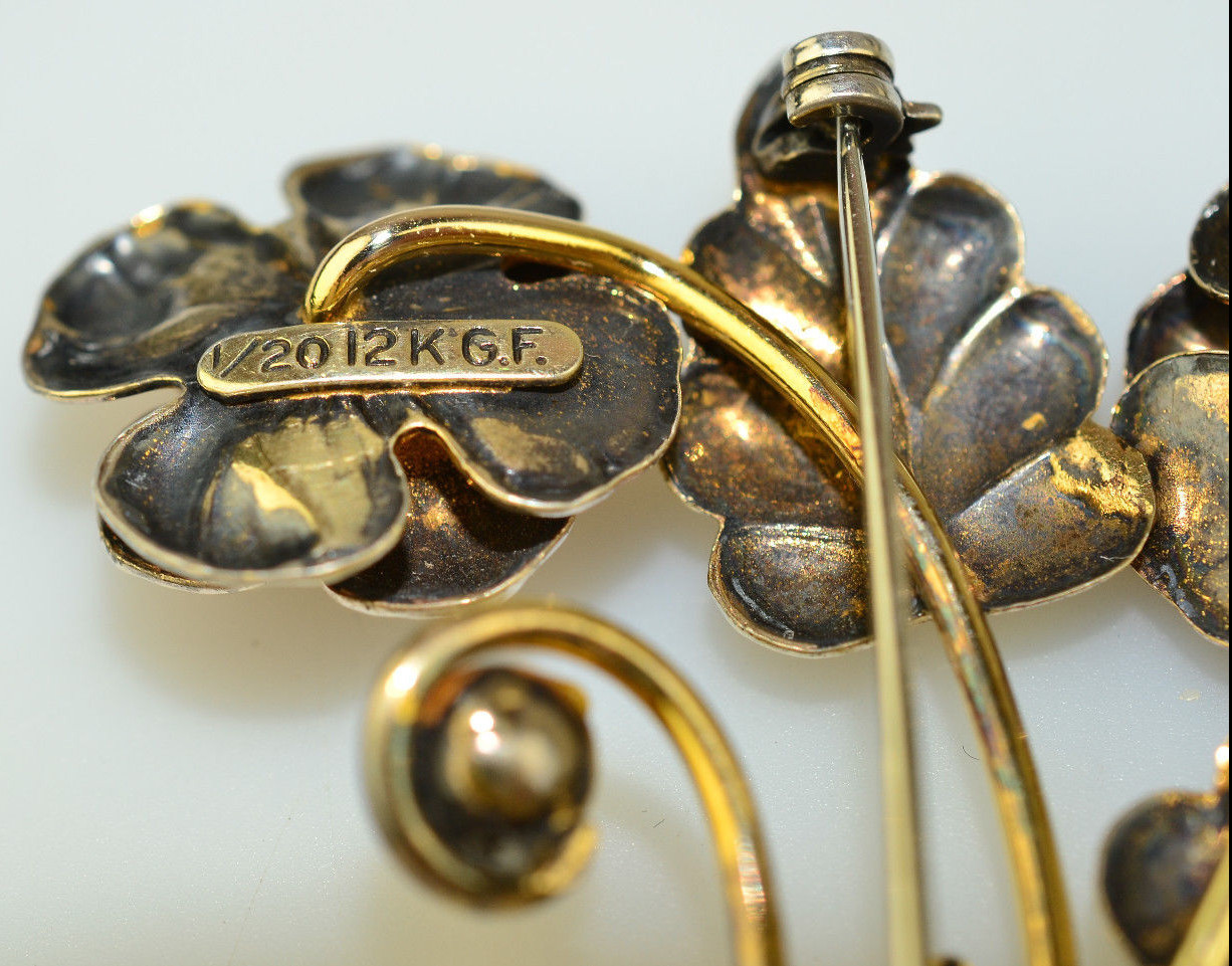 VINTAGE 2 3/8 INCH ROSE & YELLOW GOLD FILLED PIN WITH FLOWERS & LEAVES