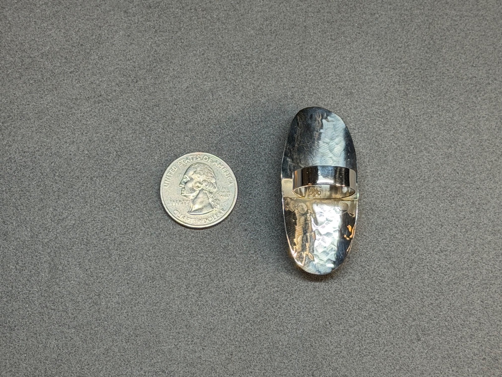 DOMINIQUE DINOUART DDD Mexico 925 Silver Mother of Pearl Elongated Ring Sz 7 NEW