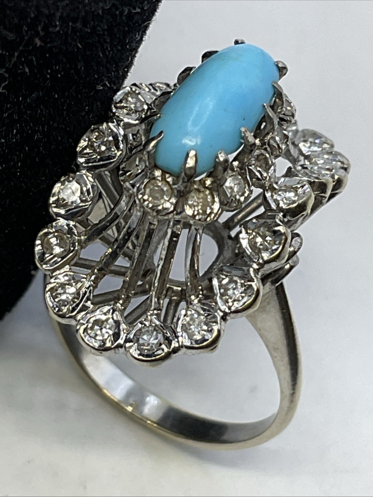 Ladies Ring Solid 18K W.Gold Turquoise & Diamond UNUSUAL DESIGN VINTAGE HANDMADE