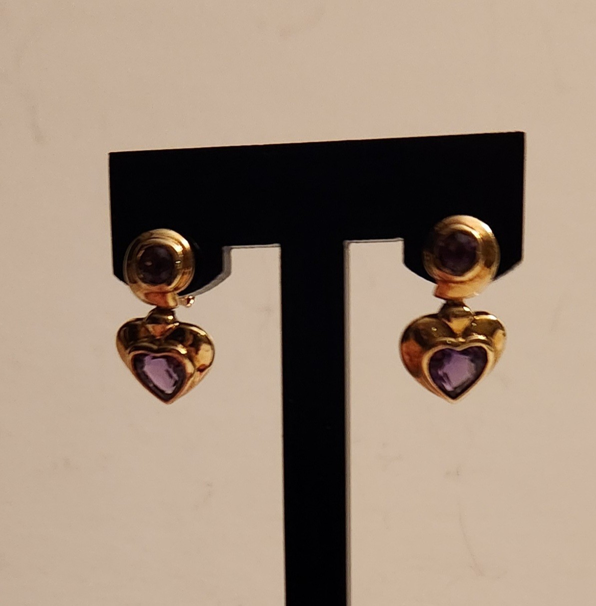 Vintage 14k Yellow Gold Drop Earrings – Heart & Round Bezel Set Amethyst Stones