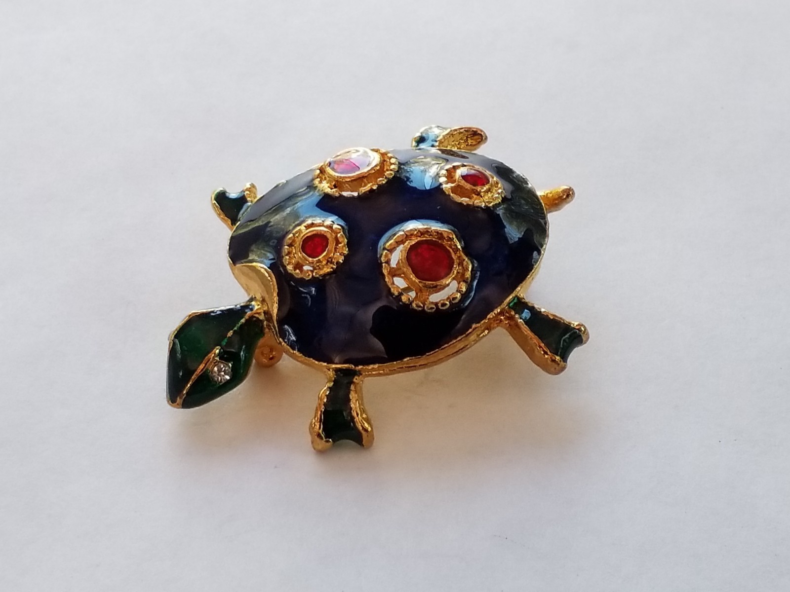 Vintage Turtle Brooch Collectible Cloak Pin Gold Tone Metal Enamel Finish Jewels