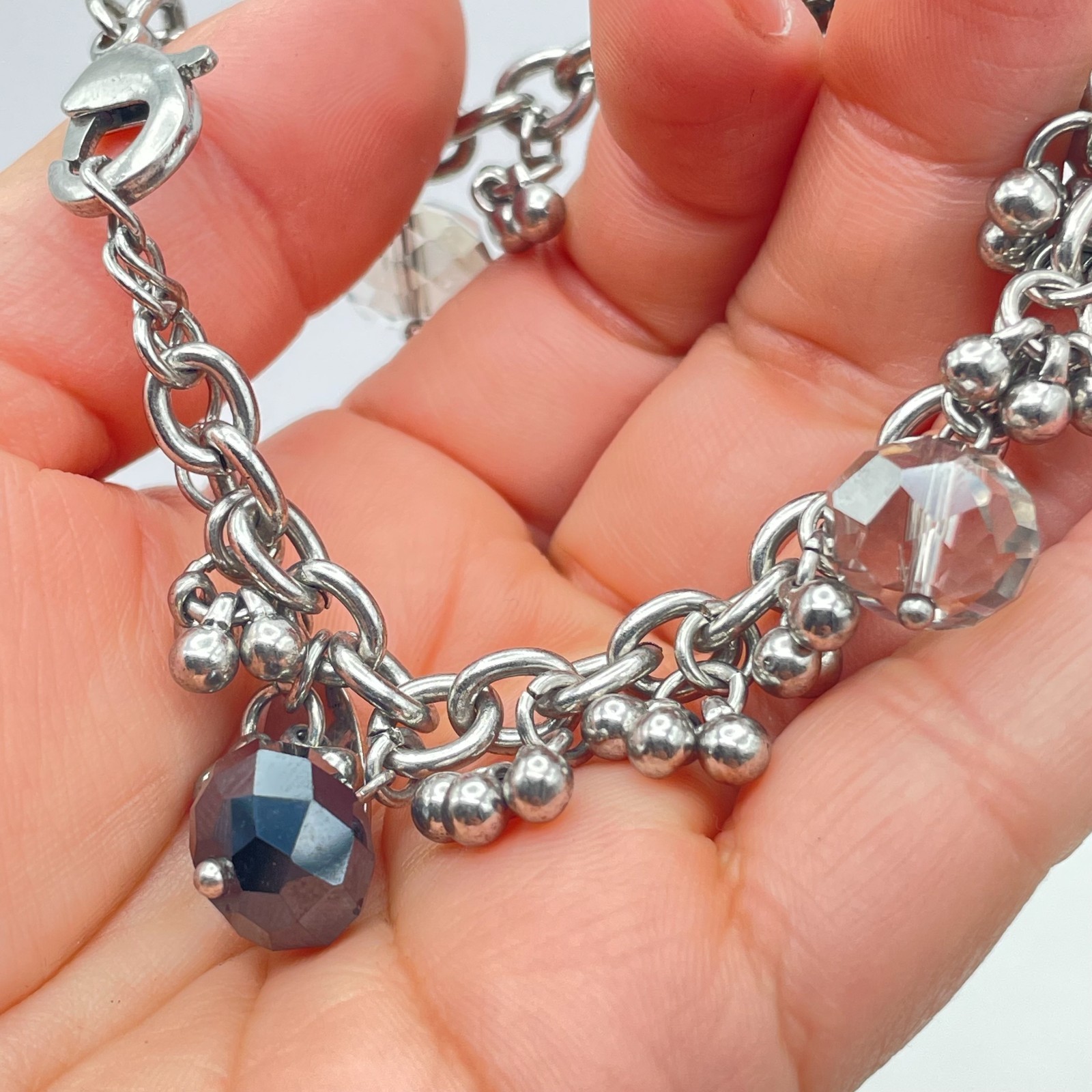 Vintage Y2K Coldwater Creek Silver Tone Gray Black Dangle Charm Bracelet Jewelry