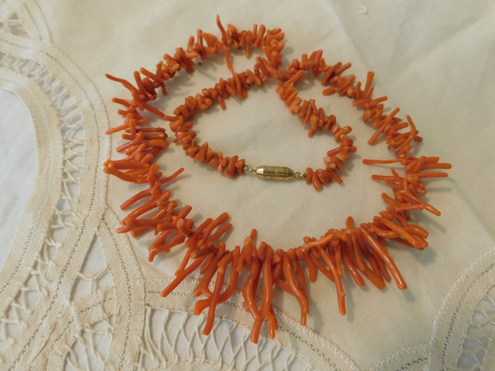 Vintage Salmon Branch Coral Beaded Necklace 20 inch
