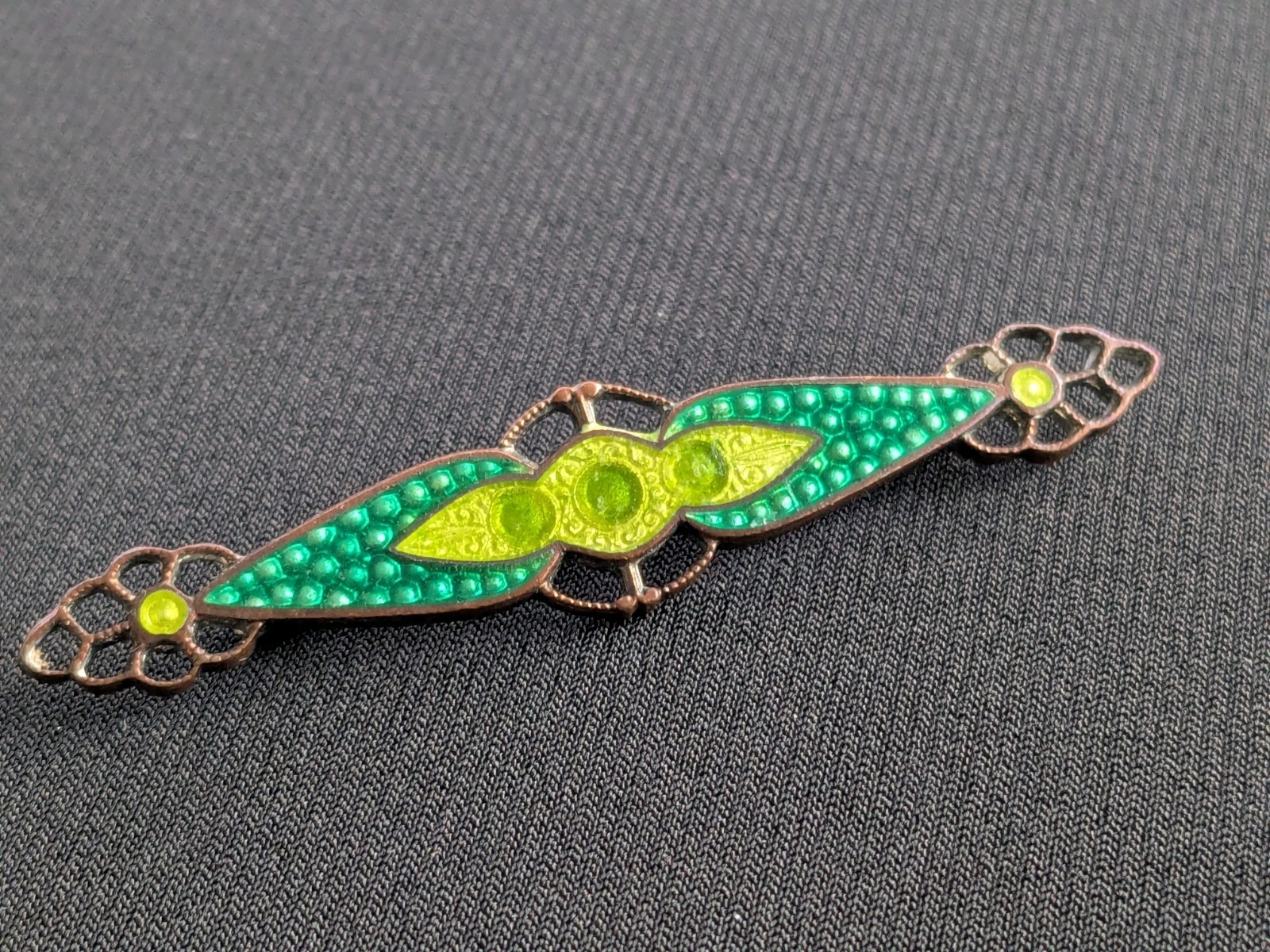 VTG Art Deco Style Brooch Scarf Pin Kelly Green Lime Green Enamel
