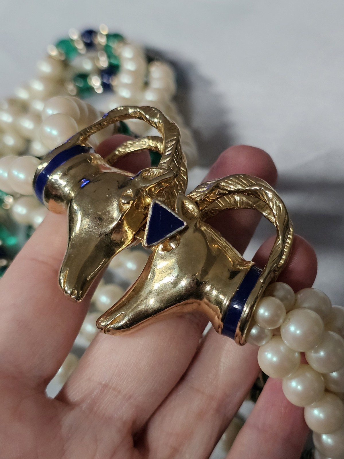 Vintage Purple Enamel Goldtone 2 Ram Heads 15.5 ” Necklace GAY BOYER Faux Pearl