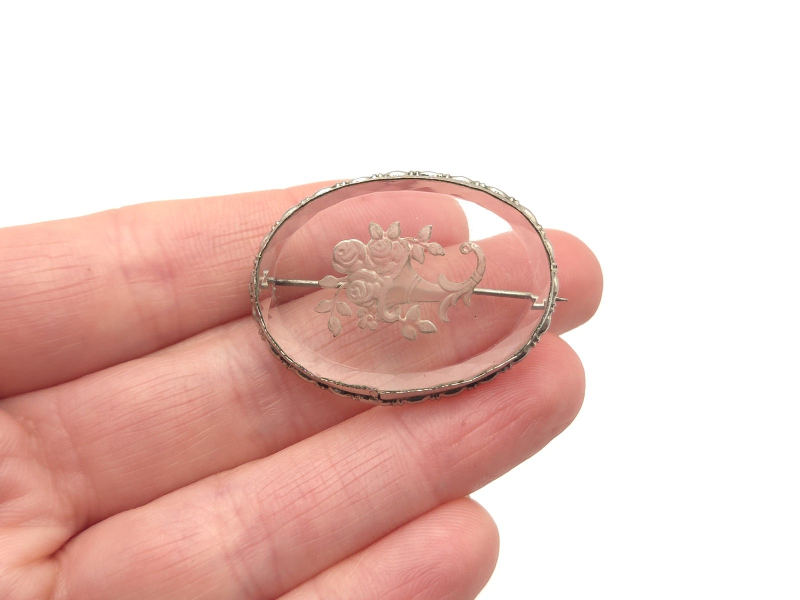 Vintage Reverse Carved Intaglio Glass Rose Flower Bouquet Basket Brooch Pin