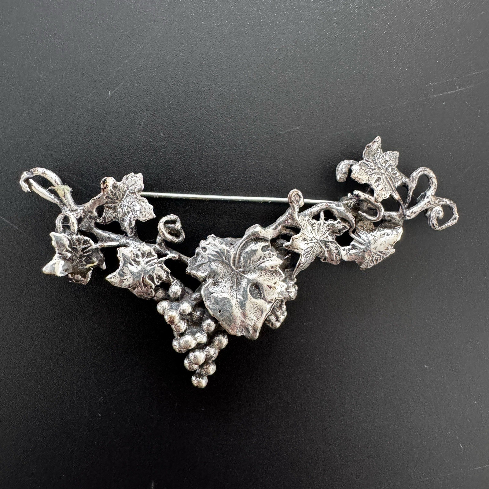 5 Vintage Brooch Lot Bundle Wine Motif Grape Cluster Pin Viticulture JJ Chianti