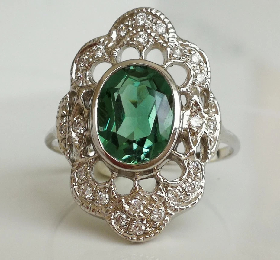 Light Vivid Green Oval Shape 7.45CT Emerald With Shiny CZ Art Deco Floral Ring
