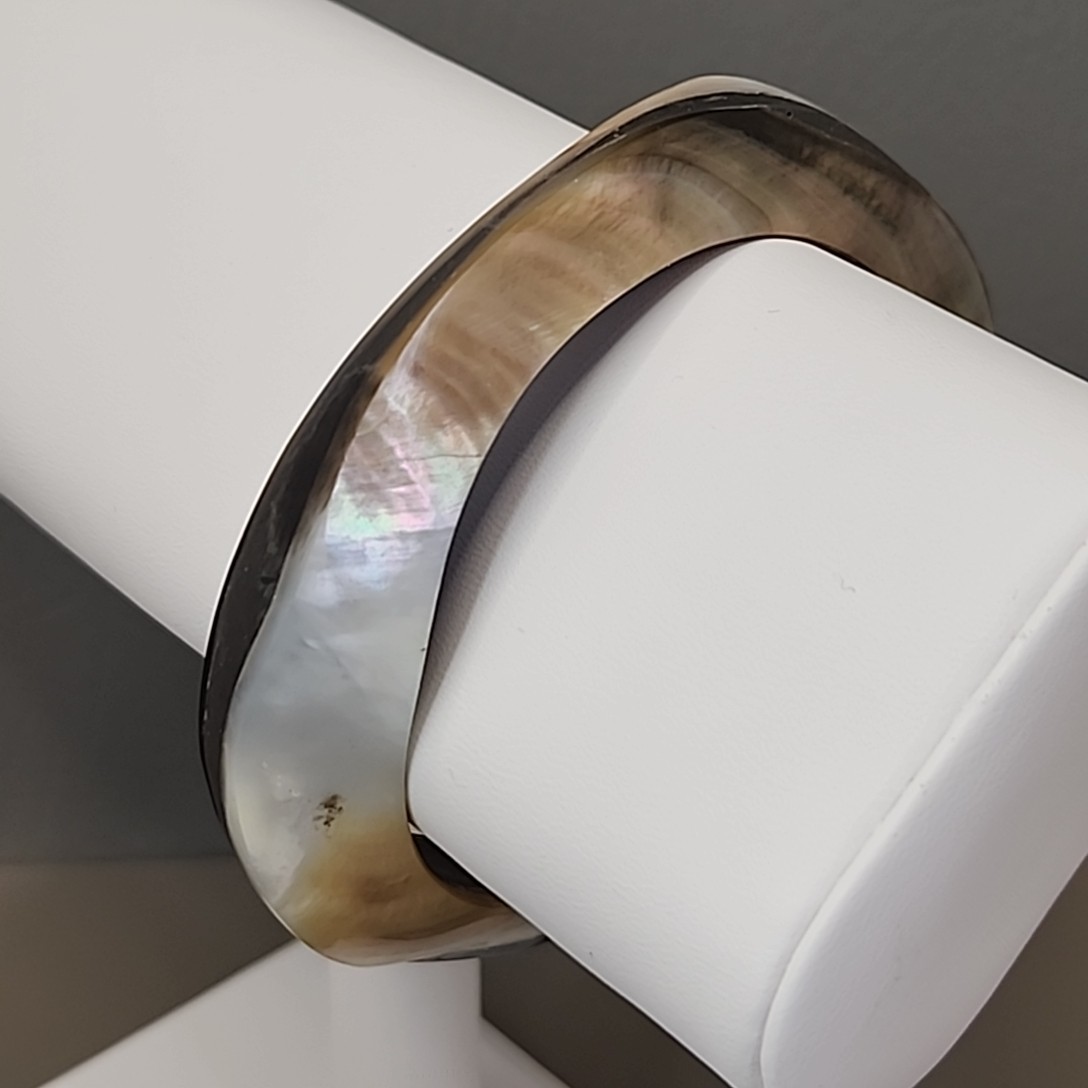 Vintage Mother of Pearl Bangle Bracelet Brown White Variation Asymmetrical 8.25″
