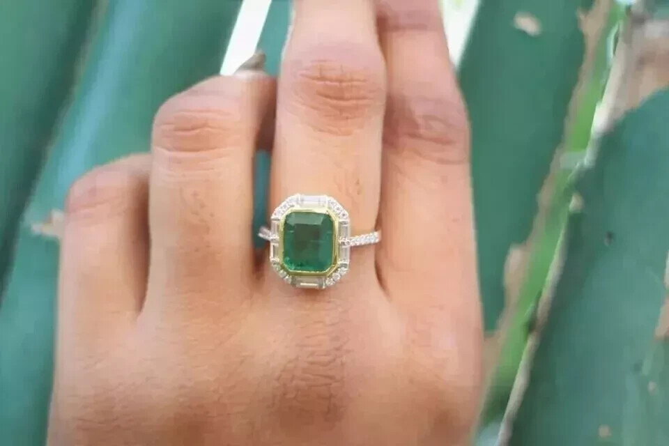 Art Deco Style Lab-Created Diamond & Emerald Cocktail Ring 14k White Gold Finish