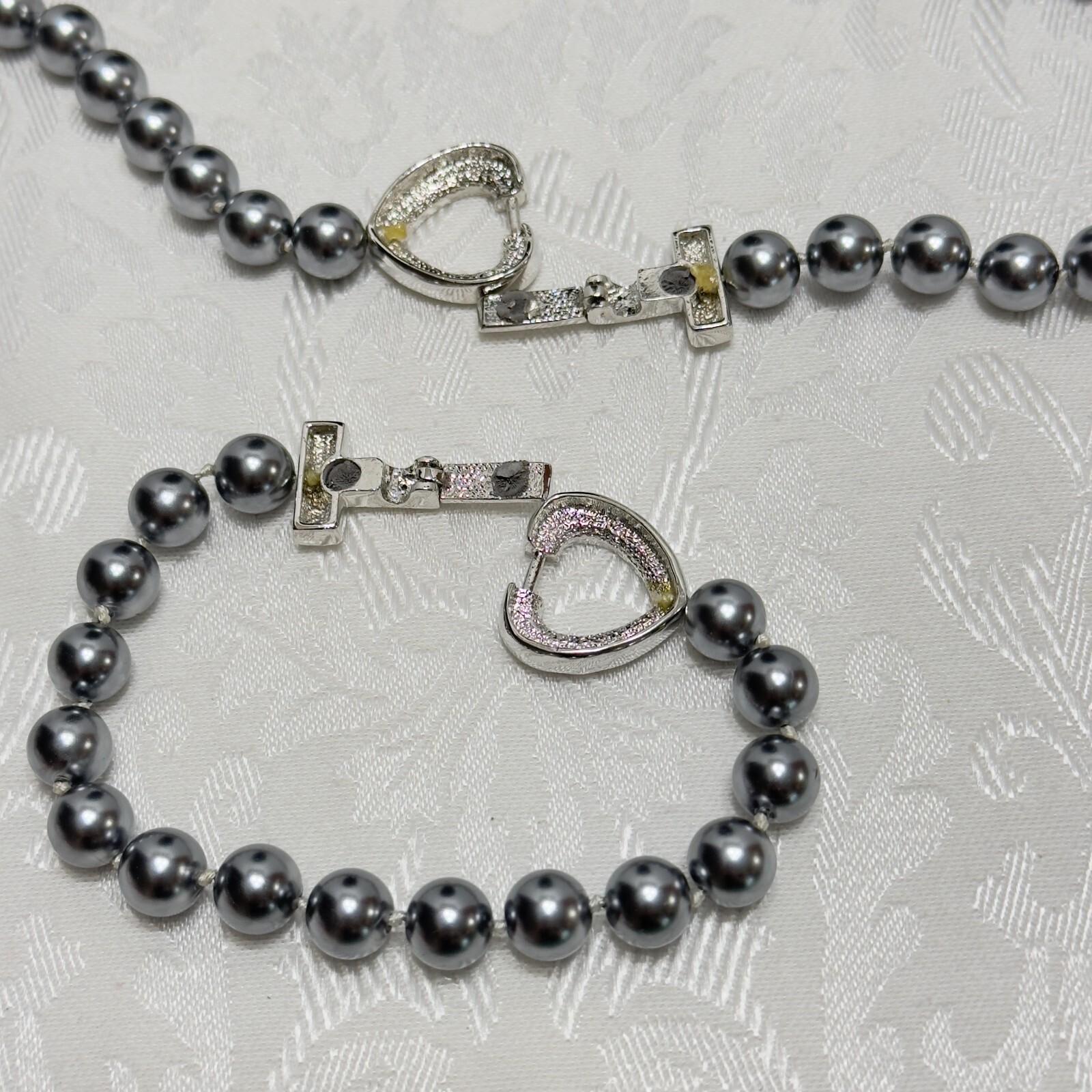 Faux Grey Gray Pearl Necklace And Bracelet Set Heart Lock Clasp Rhinestones