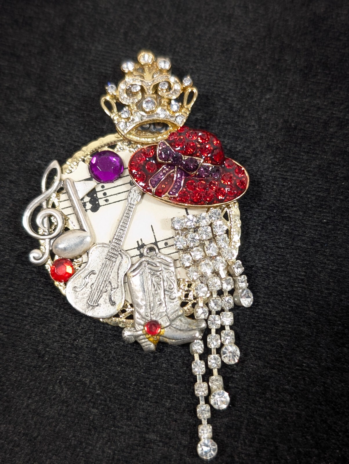 Vintage Artisan Red Hat Rhinestone Music Note Boot Spoon Pendant