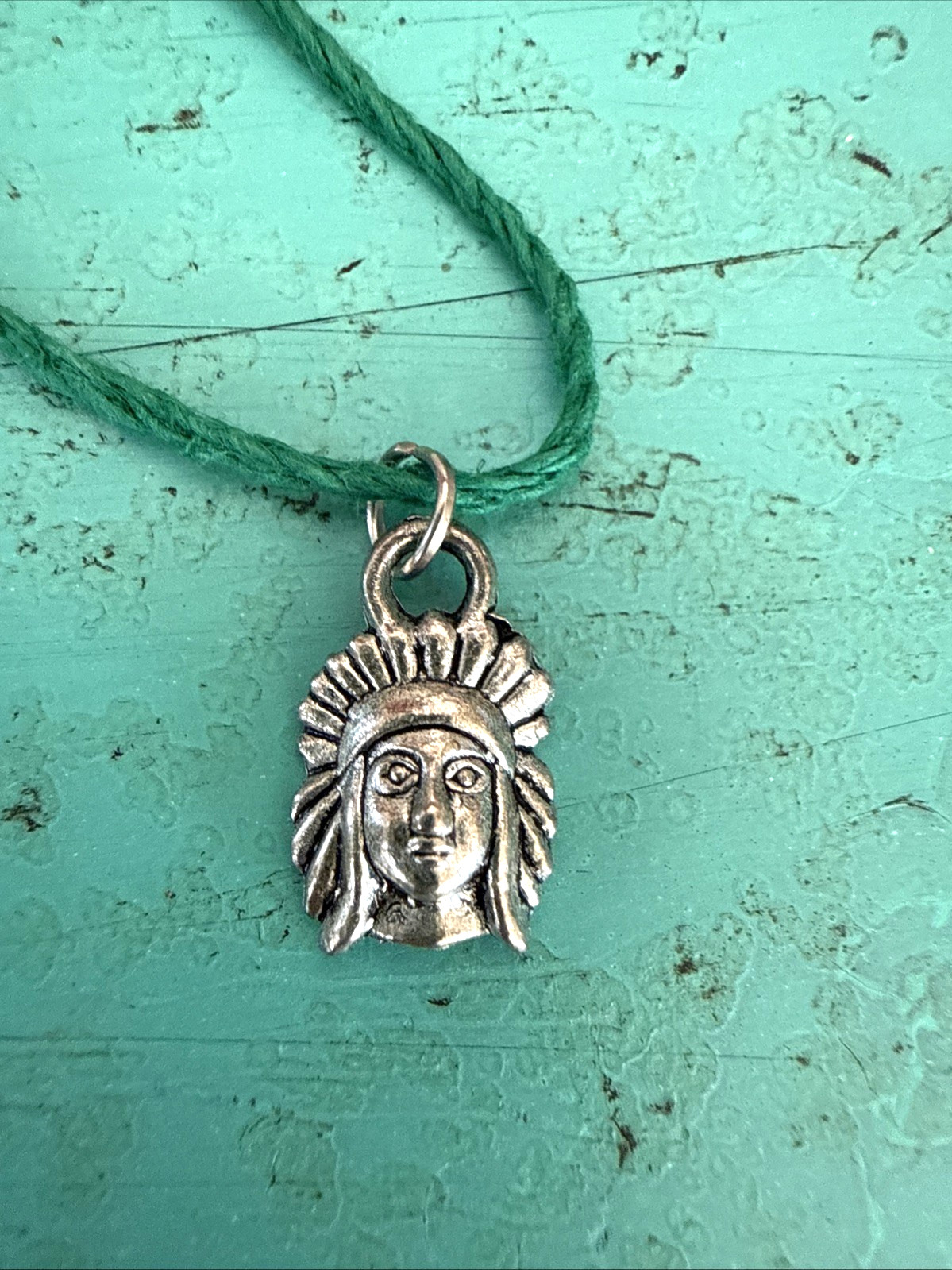 NATIVE AMERICAN INDIAN CHARM Dainty Green Hemp Cord Boho Tibetan Silver Tone