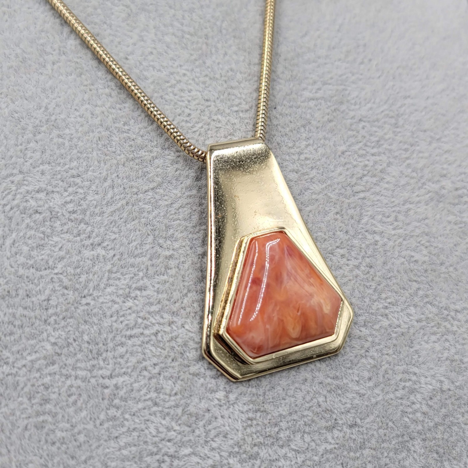Vintage Whiting and Davis Marbles Orange Stone Pendant Necklace Gold tone 18″