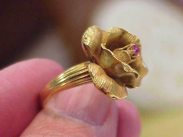 VINTAGE 18K ITALY SOLID GOLD ROSE RUBY RING SZ 7 RARE