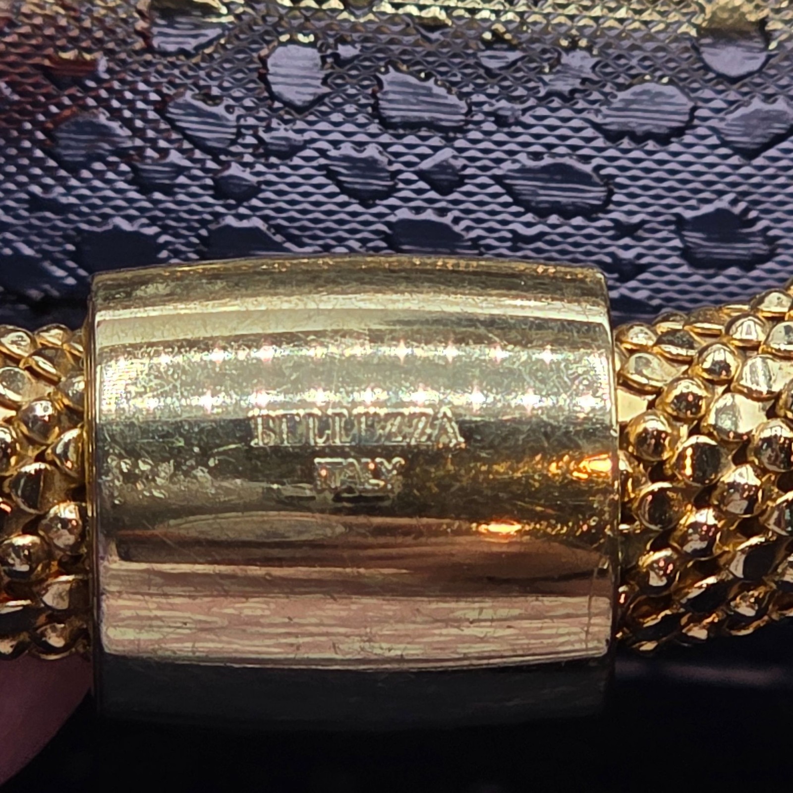 BELLEZZA Italy Gold Tone Mesh Stretchy Bracelet Flexible Size Glamorous