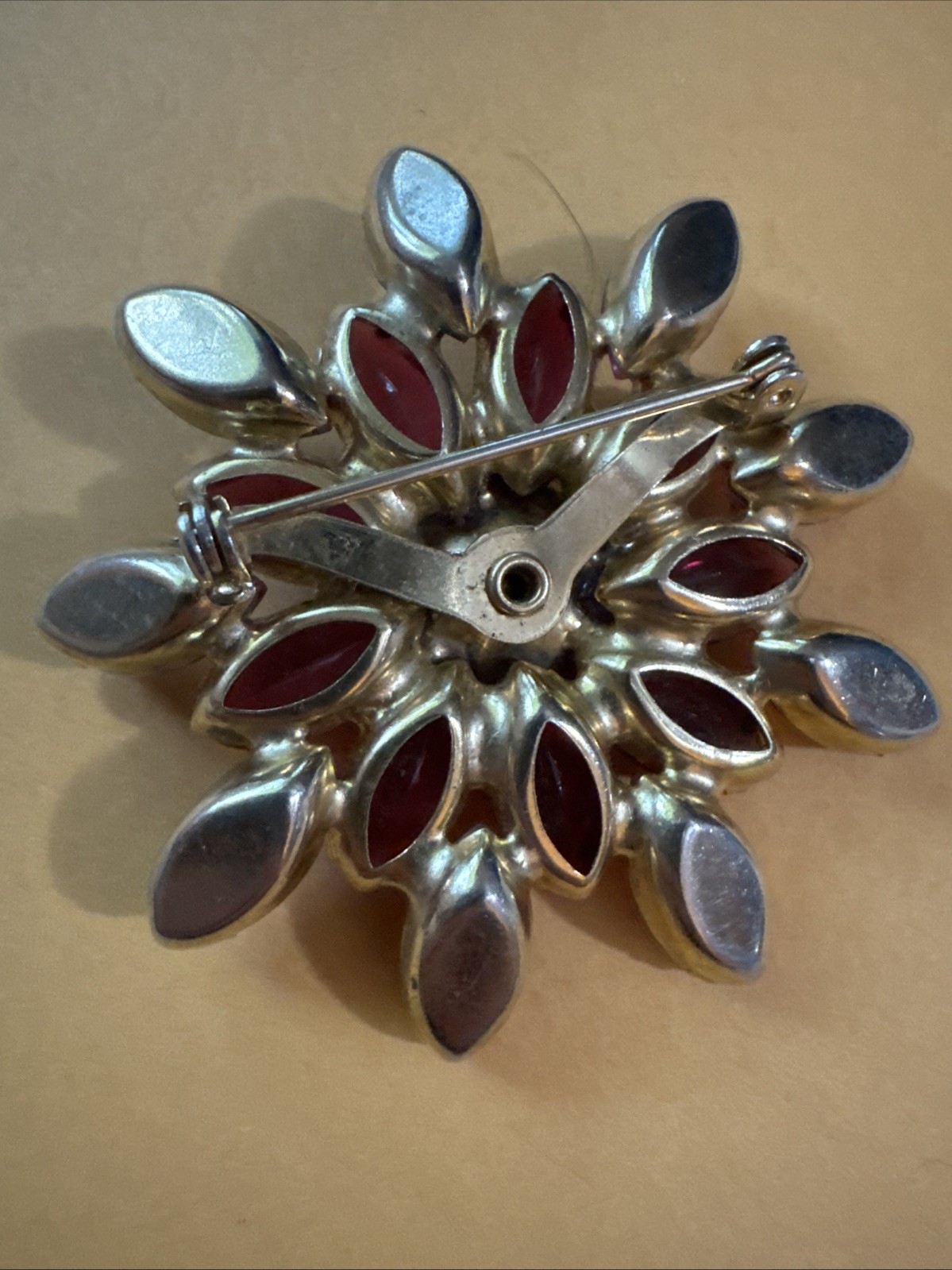 Vintage Dazzling Brooch~Heliotrope Center~Fuchsia & Red &Purple Colors Elegant!