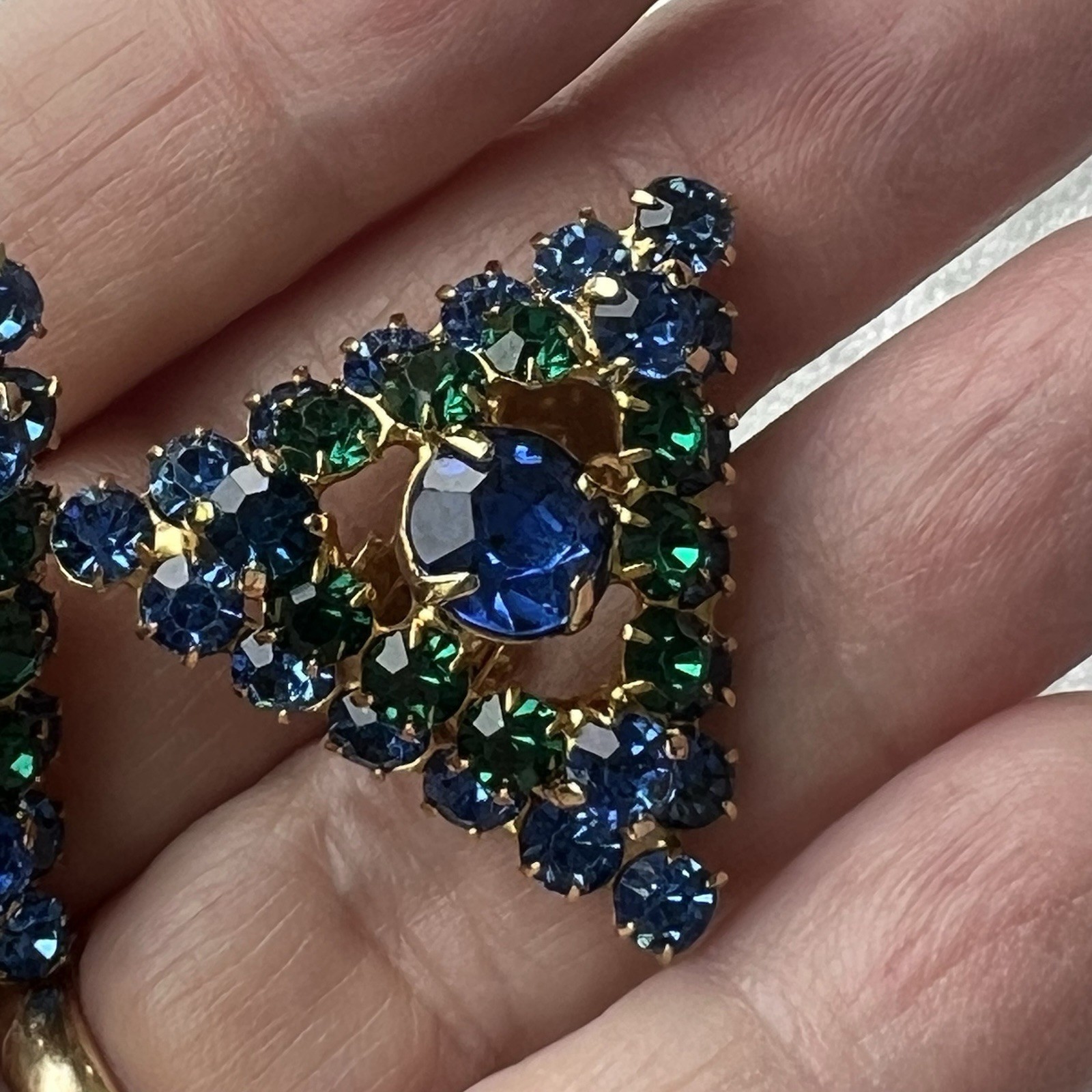 Vivid & Fancy Blue Green Rhinestones Clip On Earrings In Triangles